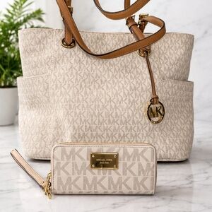 Michael Kors Beige Logo Tote and Wallet Set